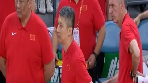姆巴佩巴萨交锋战绩回顾：4战6球反观今战，无进球加8次越位警示